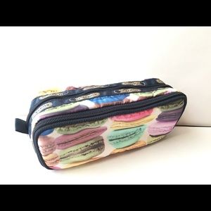 New Condition Lesportsac Makeup Bag